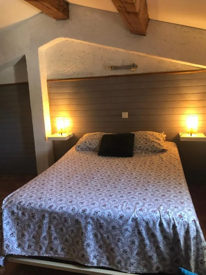 Couette-café Bed and Breakfast La Vignarelle à Callas