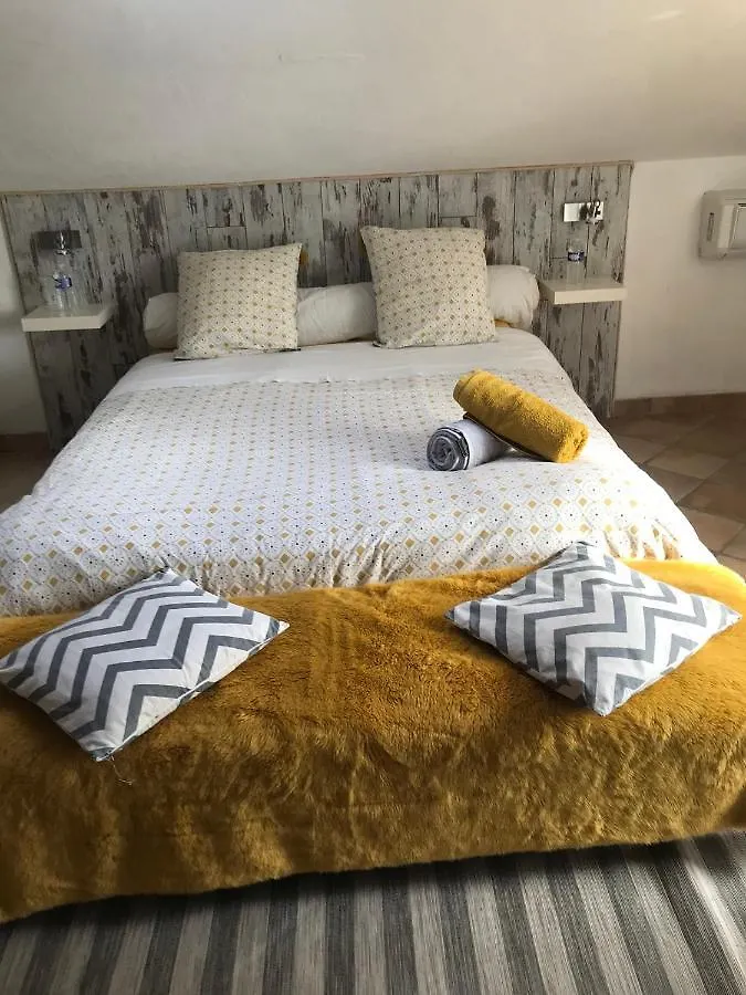 La Vignarelle Bed & Breakfast Callas France